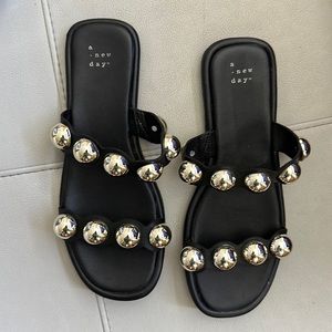 Women’s sandals